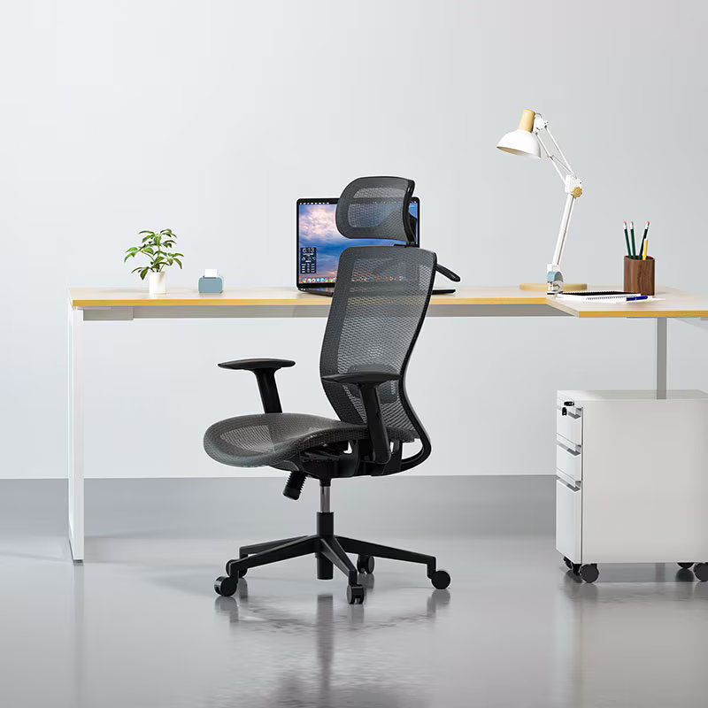 Ergonomikus irodai szék, OC3, 2D kartámasz, Hálós